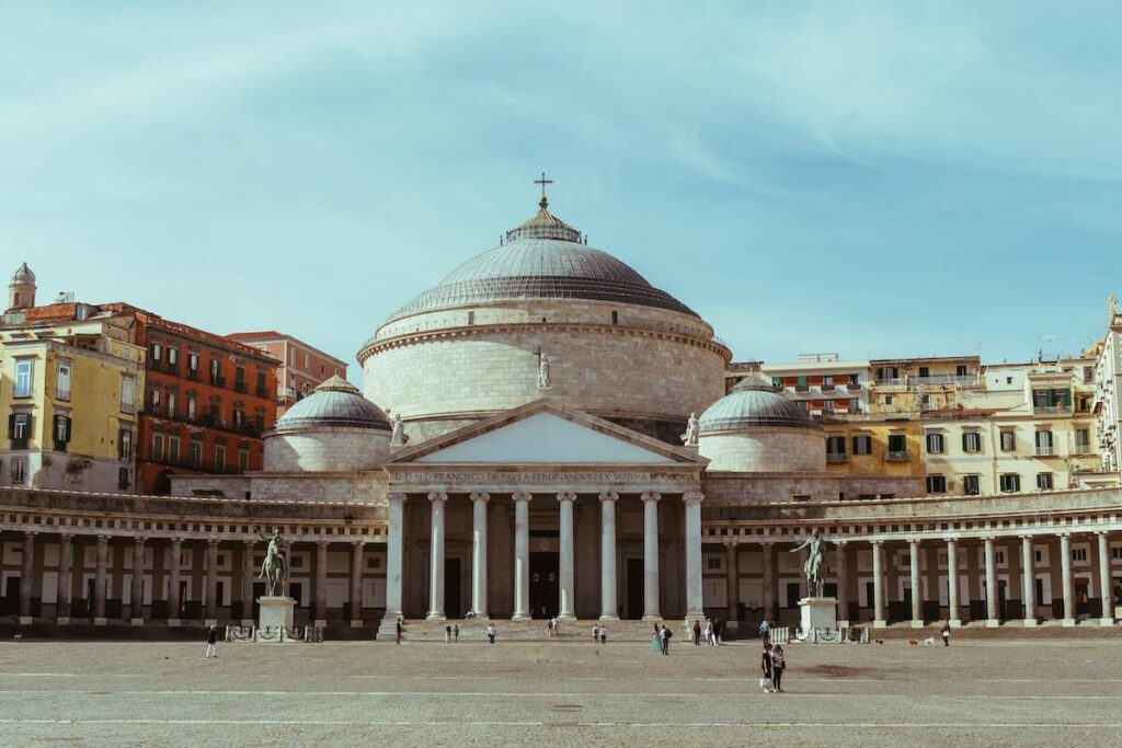 Piazza del Plebiscito in Naples