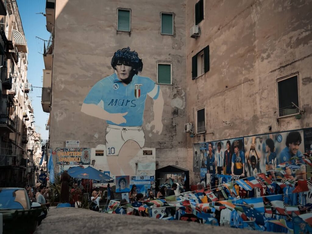 alley in Quartieri Spagnoli
