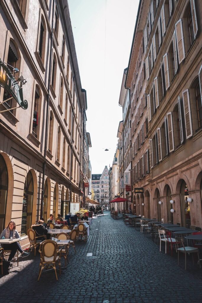 Start your weekend in Geneva by exploring Old Town