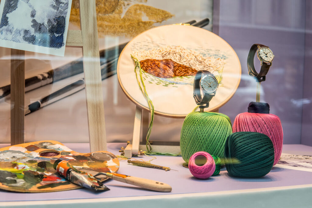 Patek Philippe window store with fashionable mechanical watches