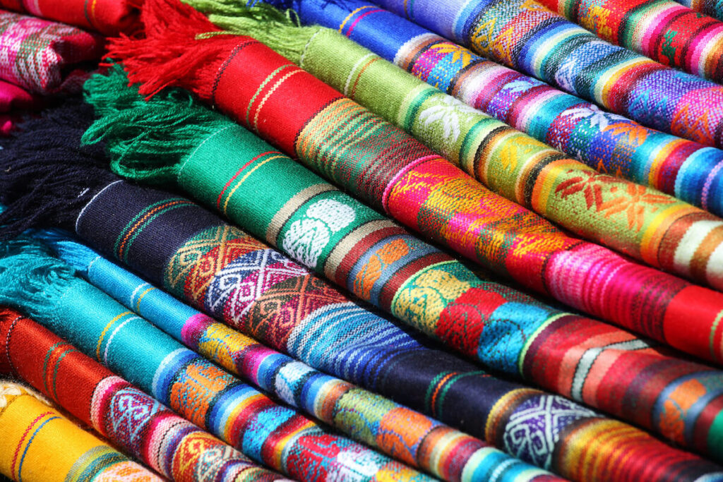 Ecuadorian (Peruvian) traditional fabrics