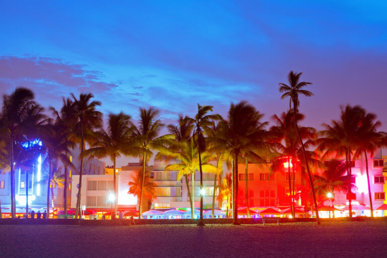 8 Best Party Cities in Florida for Nightlife Lovers