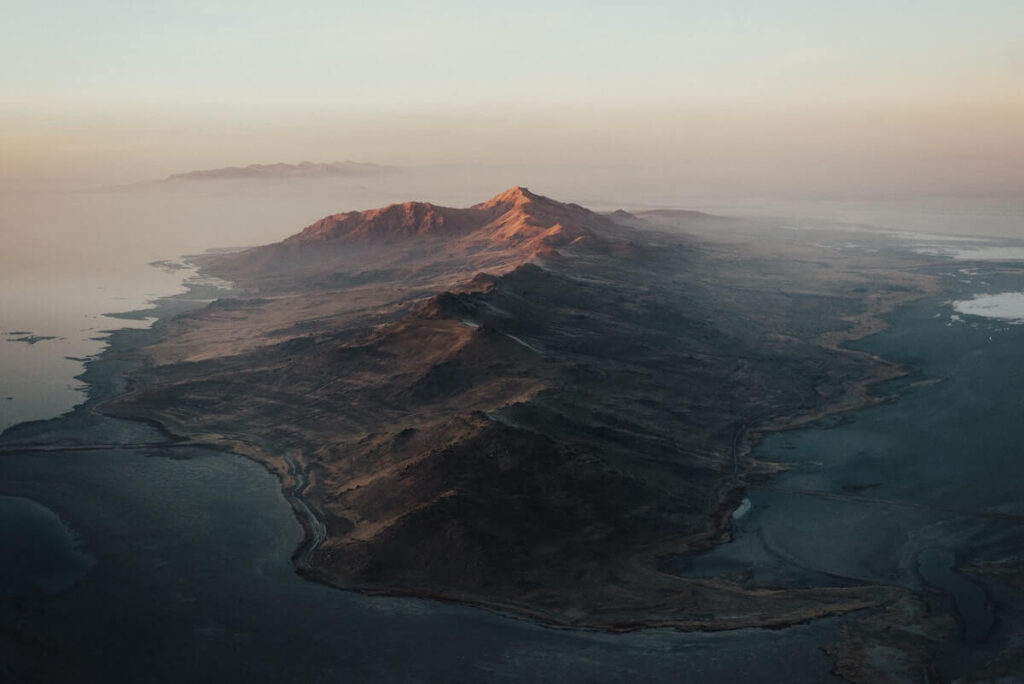 weather phenomenon called ‘inversion’ where all the icky pollution gets trapped below the mountain ranges