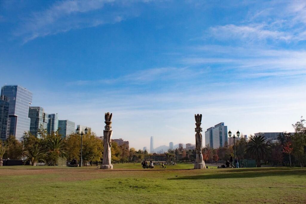parque araucano lawn