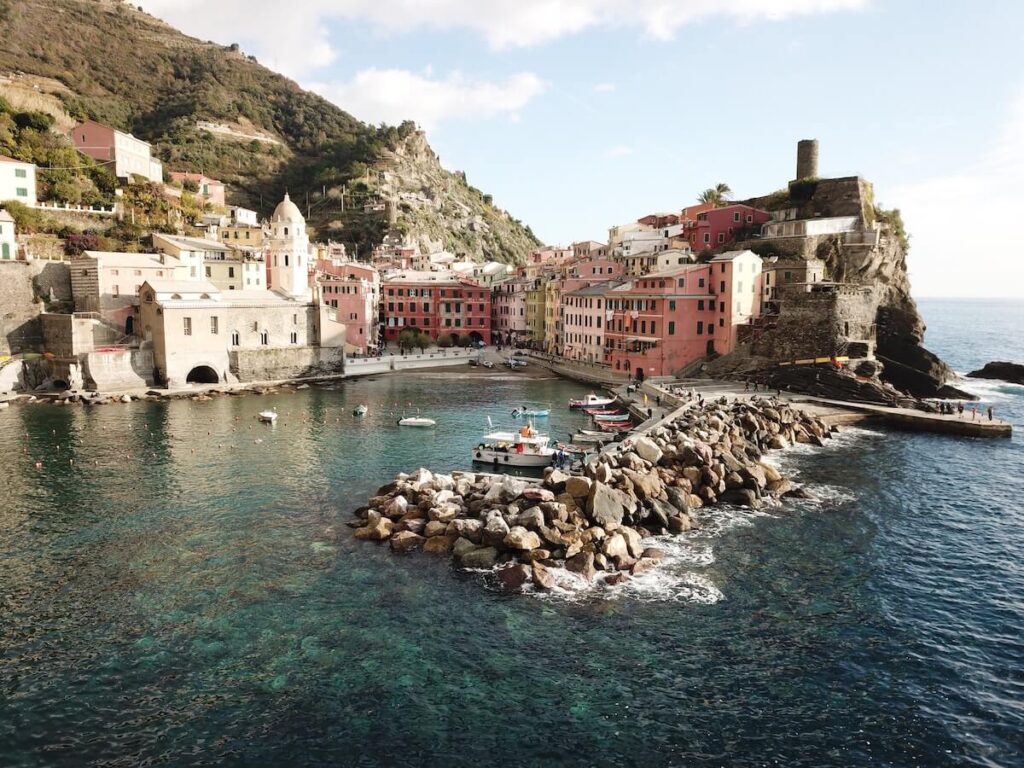 sunny day in vernazza
