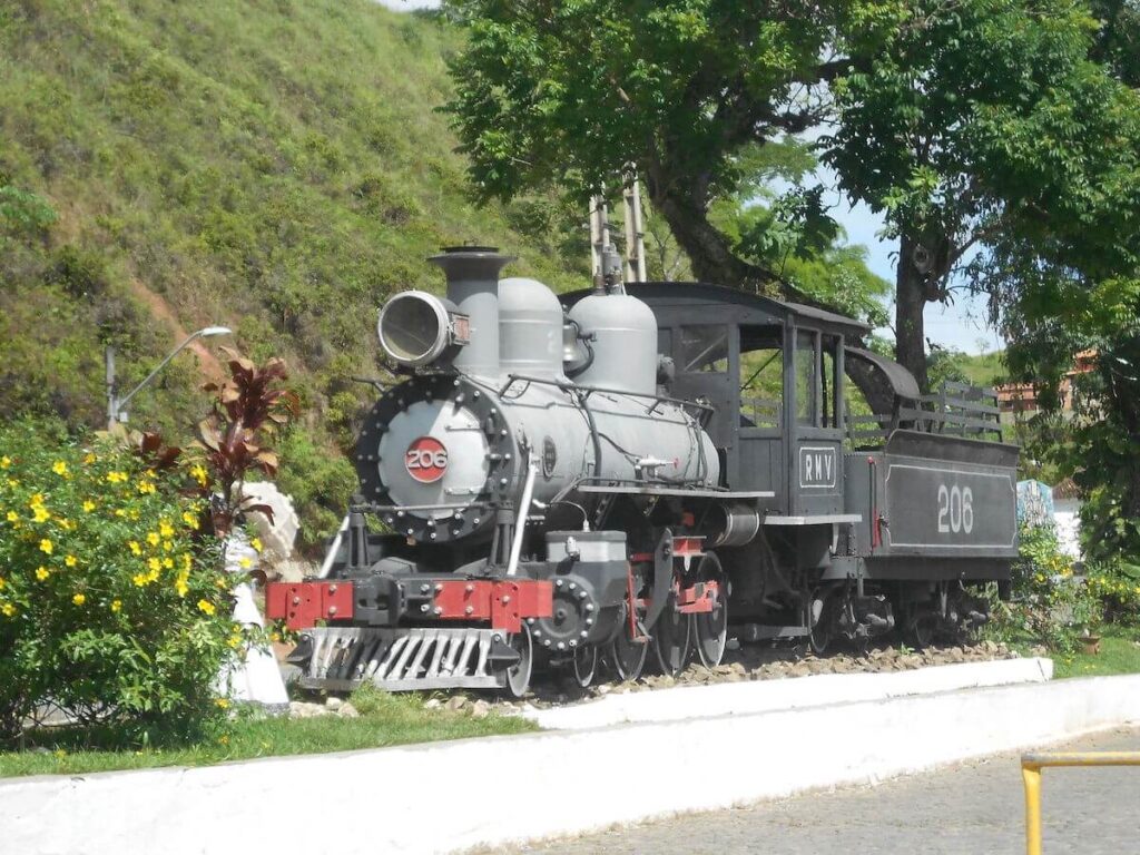 retired steam locomotive in conservatoria