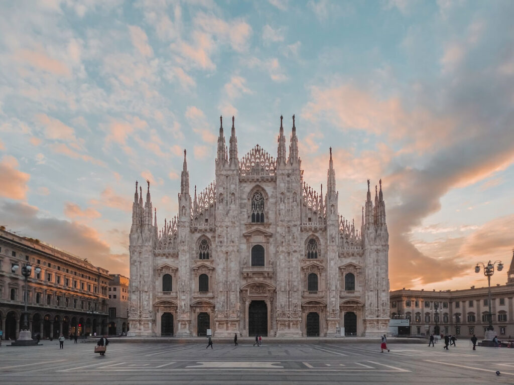 panoramic view of the Milan Cathedral