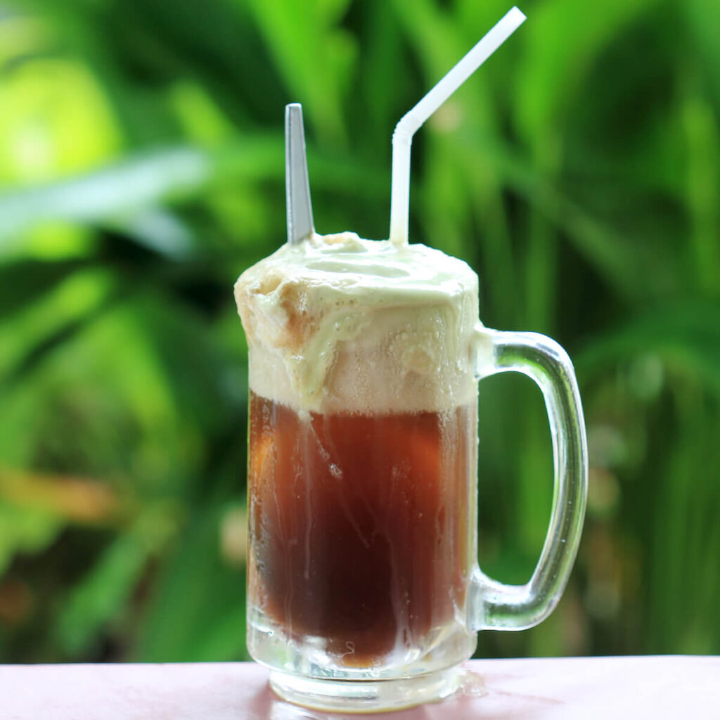 Root beer float, a tasty summer treat