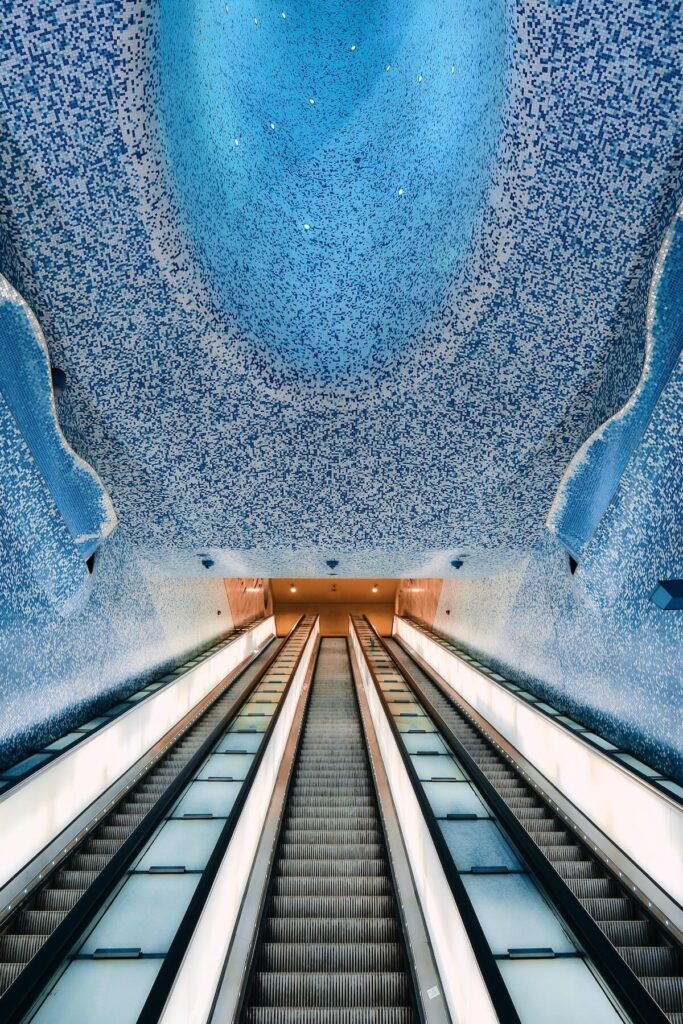 Toledo subway station escalators