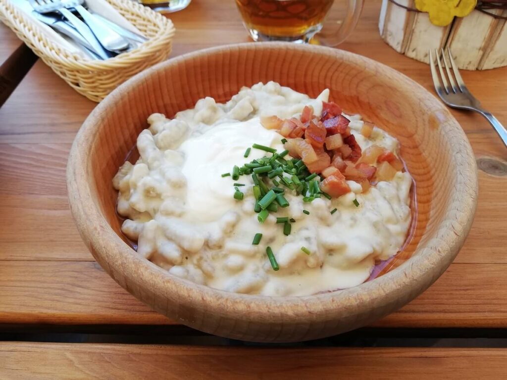 Potatoes with cheese and chives