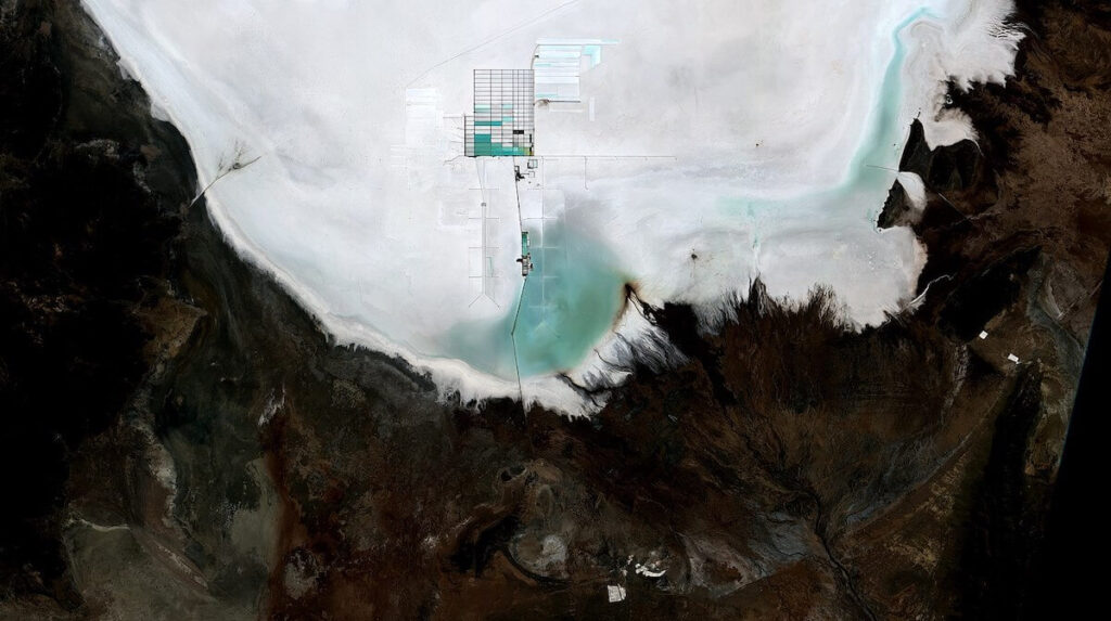 land mine in uyuni satellite image