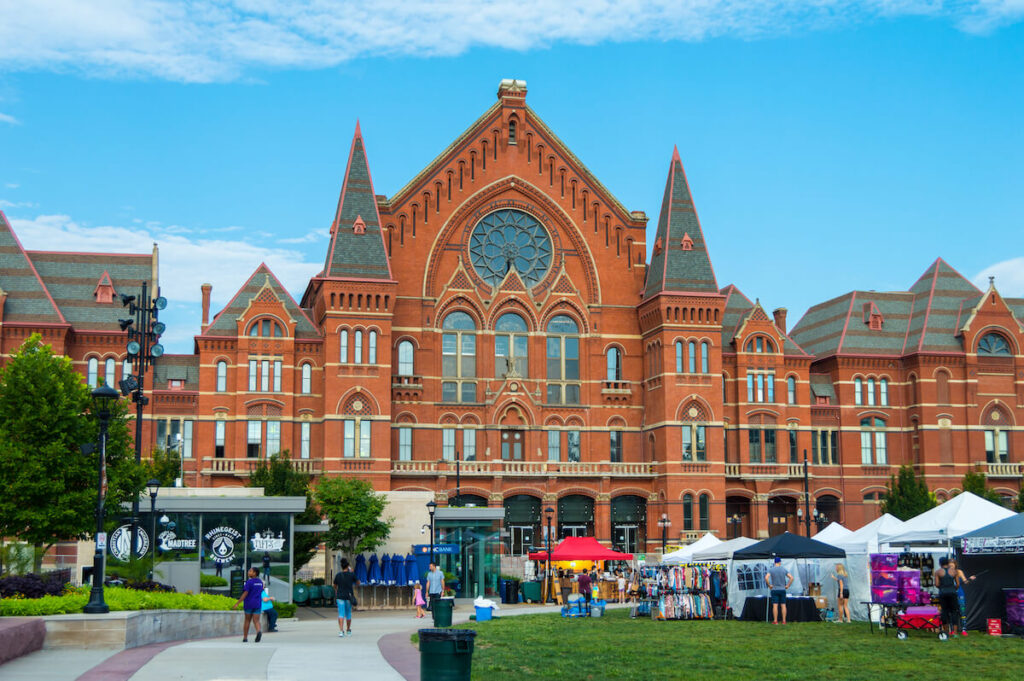 Summer art fair at Washington Park in front of historic Cincinnati Music Hall