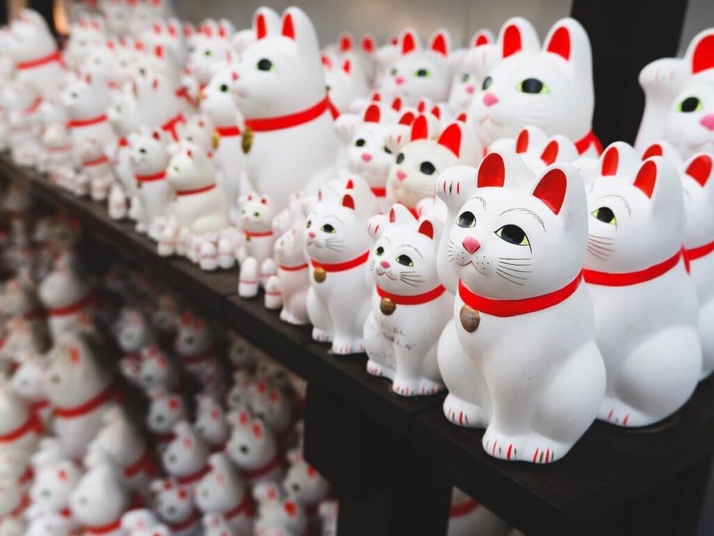 Maneki neko at Gotokuji, Tokyo