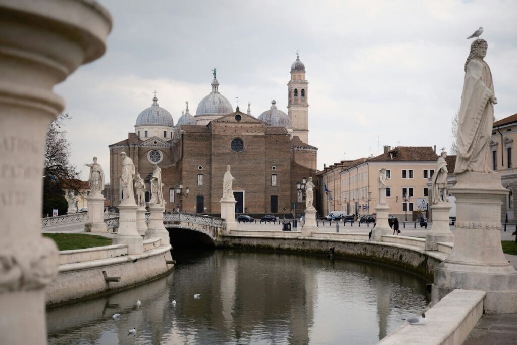 prato della valle and abbey of santa giustina