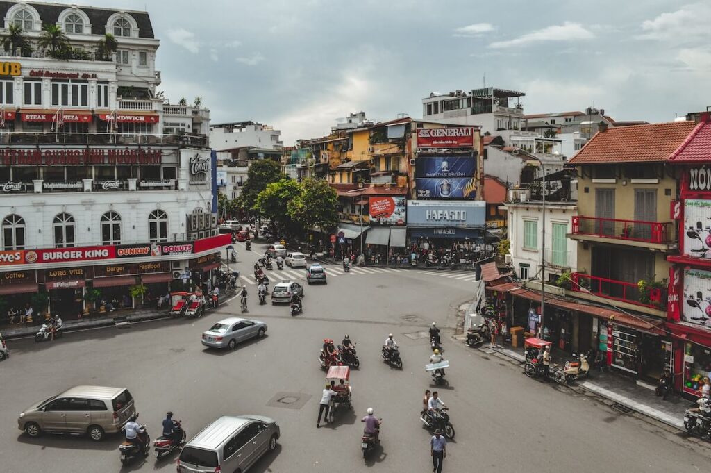 mild traffic around Dong Kinh Nghia Thuc Square