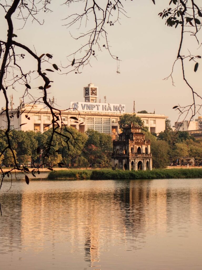 Hoan Kiem Lake