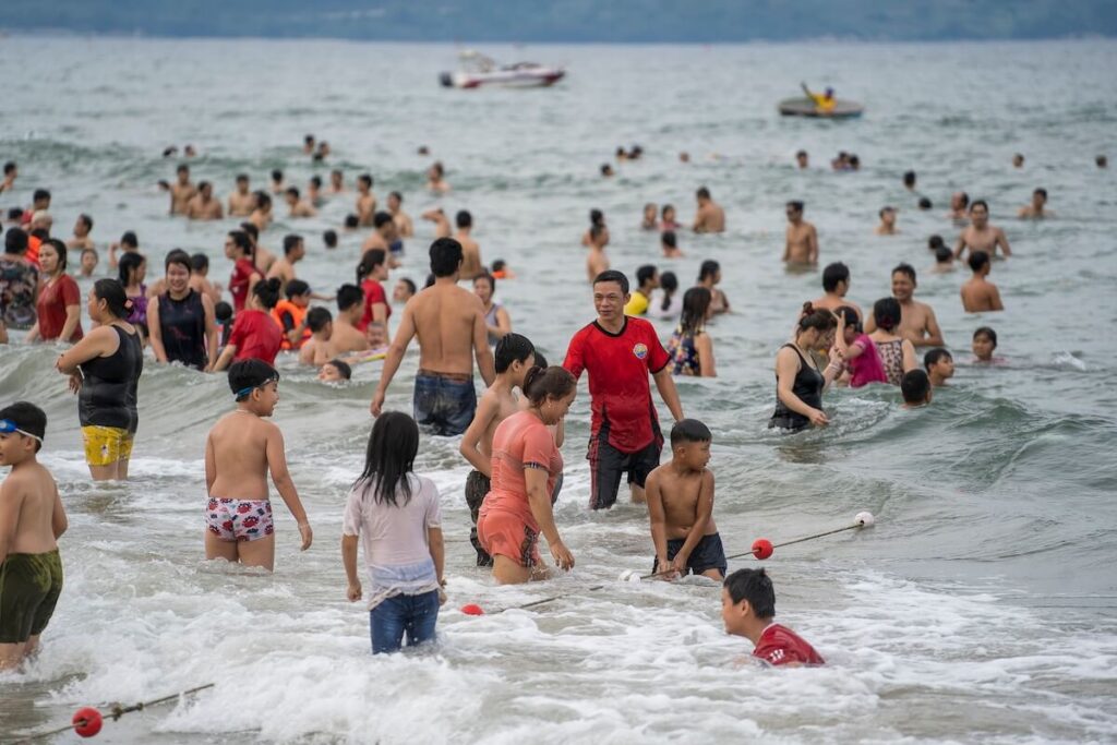crowds at beach in Da Nang