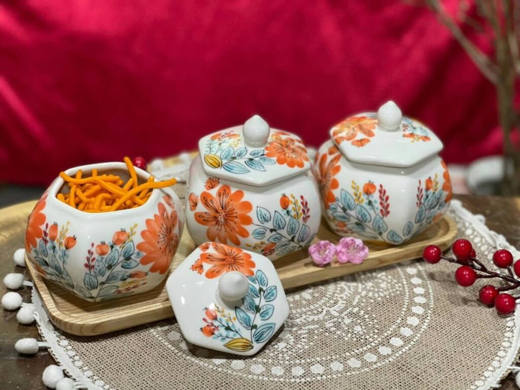 lacquerware set