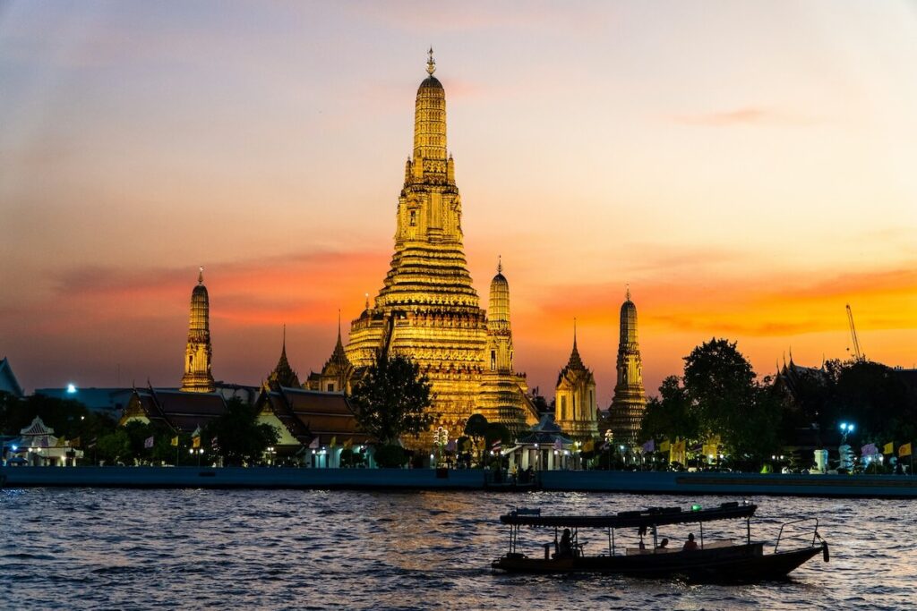 Wat Arun at sunset