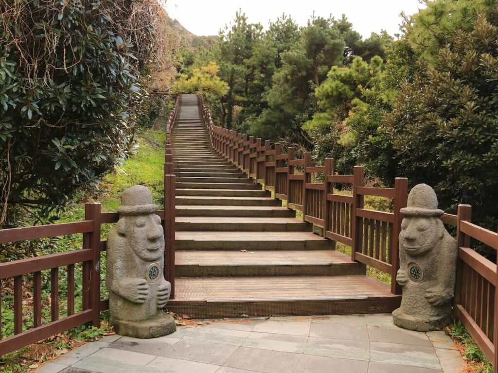 two dol hareubang guarding steps