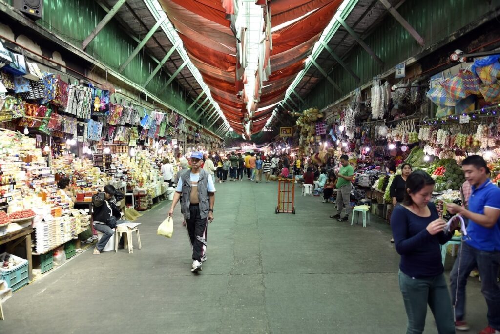 stalls and shoppers inside the Baguio City Public Market