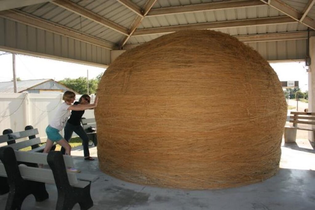 big ball of twine in Cawker City