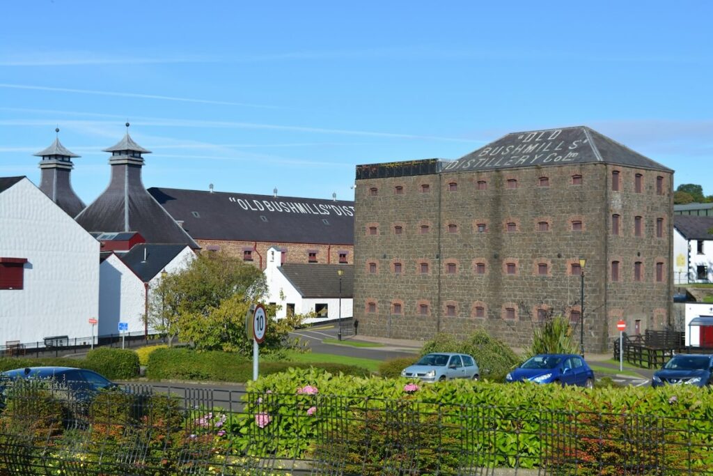 facade of the Old Bushmills Distillery