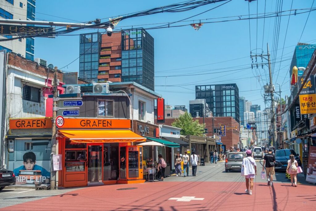 Seongsu-dong cafe street